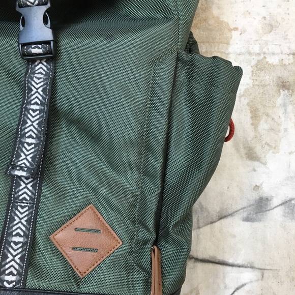 Outdoor backpack - Picture 2 of 5